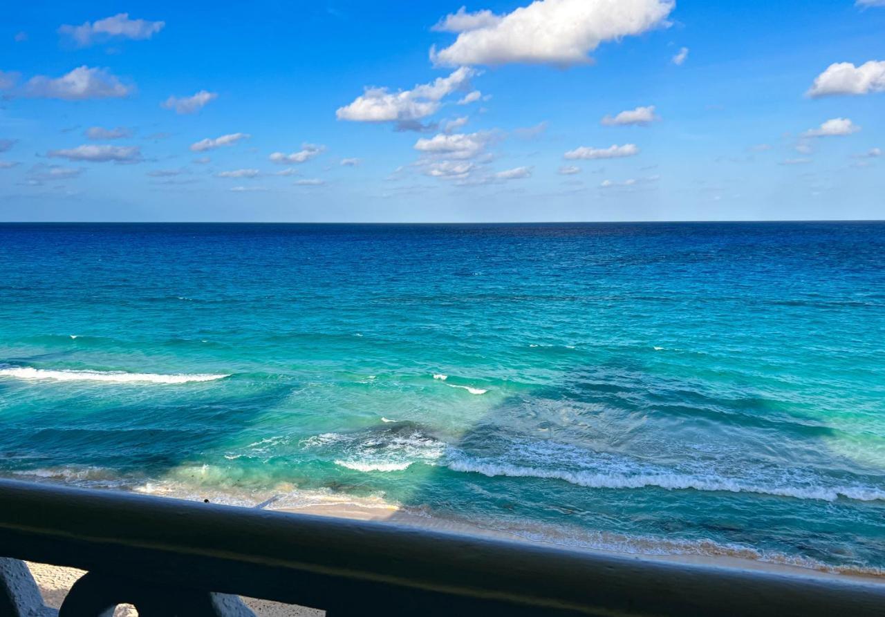 Seashore Apartment كانكون المظهر الخارجي الصورة